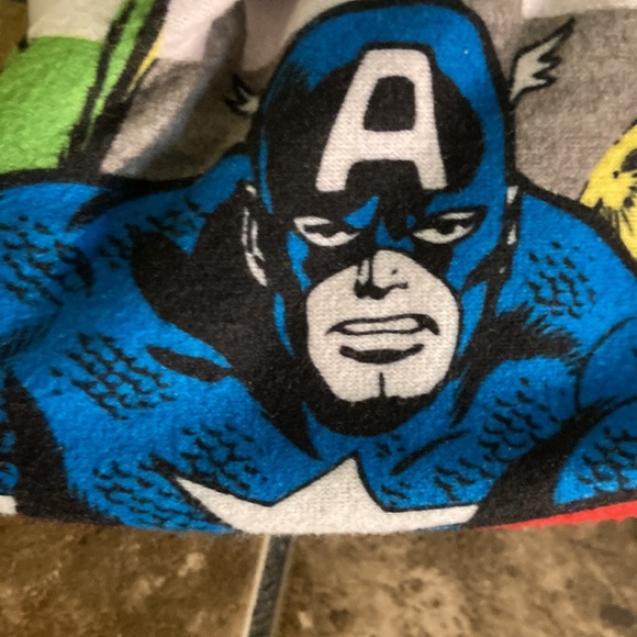 Marvel Comics pajama set - Picture 8 of 12